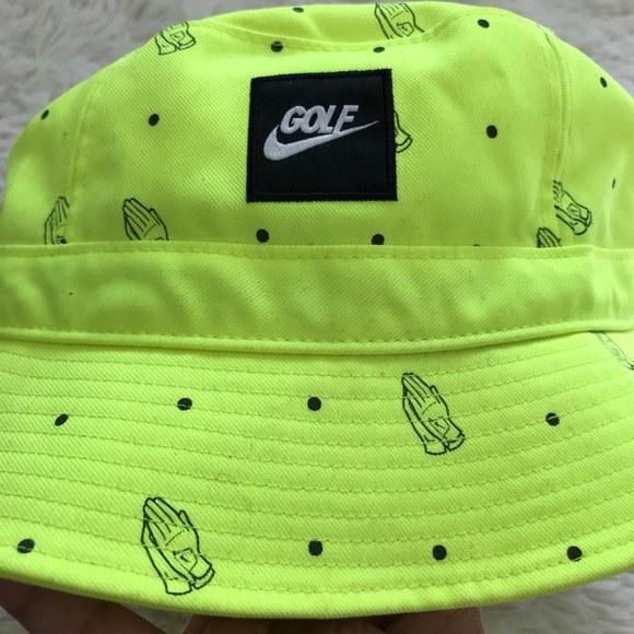 nike golf praying hands hat